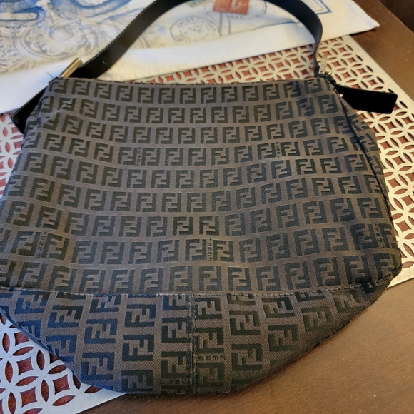 Fendi Mama Baugette FF Logo Brown Black Shoulder Bag Purse - Picture 6 of 9